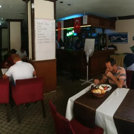Kleopatra Saray Hotel 2*